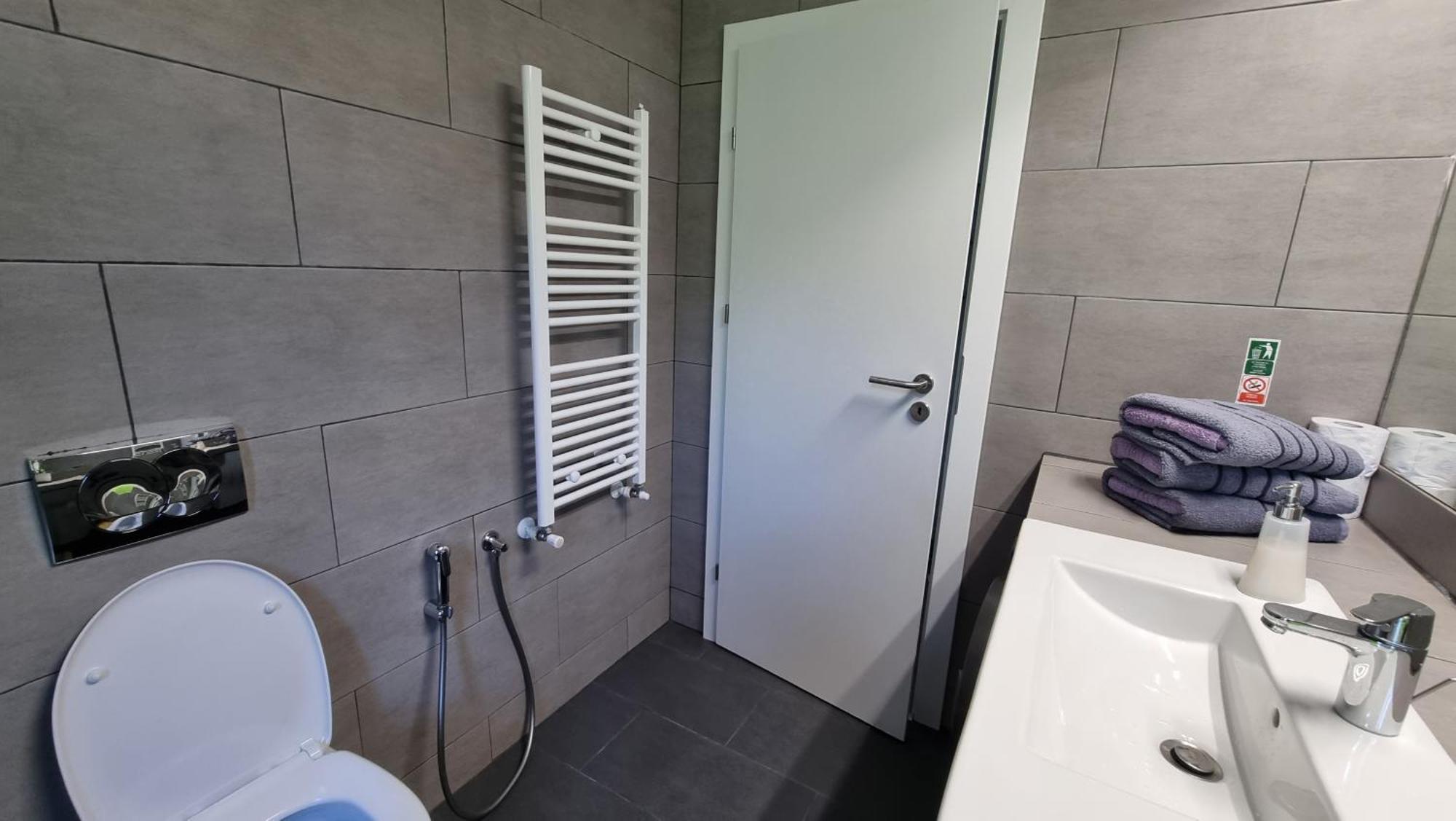 Апартаменти Bliss Nest - Cazare Spital Fundeni Бухарест Екстер'єр фото